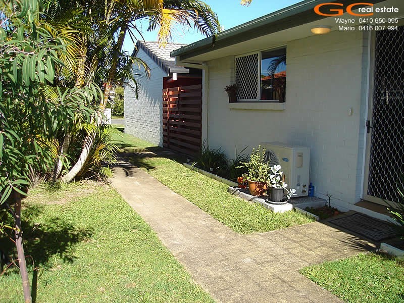 1/37 Milton Avenue, Paradise Point QLD 4216