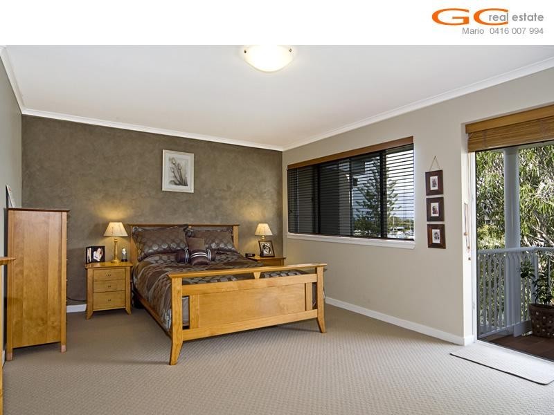 33/3 Marina Crescent, Hollywell QLD 4216