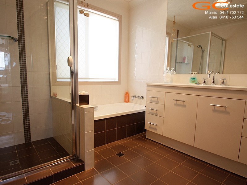 132 Morala  Avenue, Runaway Bay QLD 4216