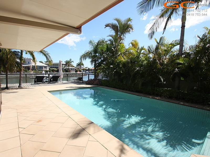 132 Morala  Avenue, Runaway Bay QLD 4216
