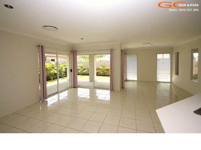 24 Iridium Drive, Hope Island QLD 4212