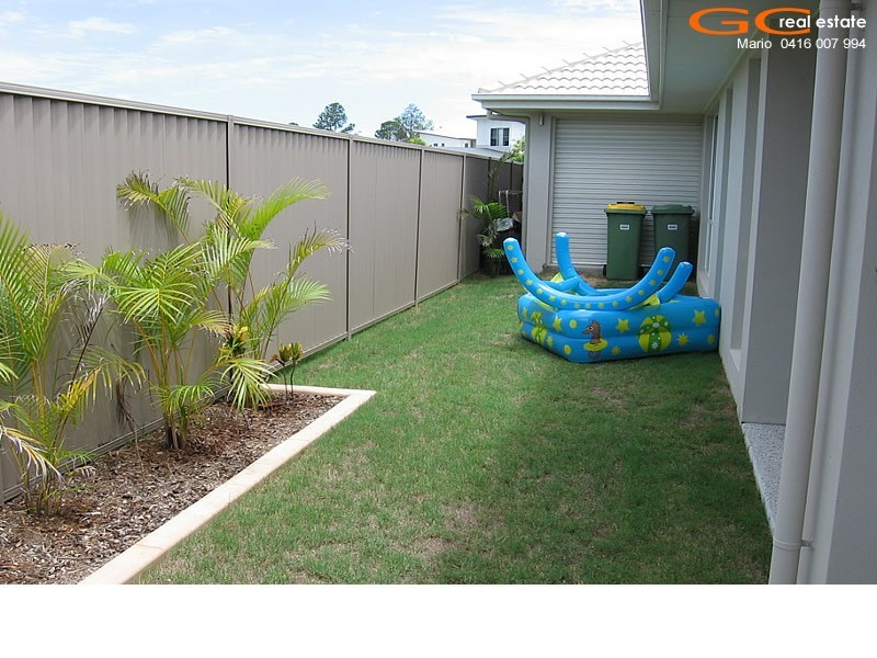 24 Iridium Drive, Hope Island QLD 4212