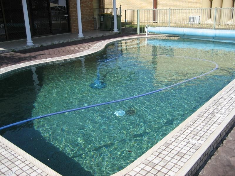 6 Bass Place, Paradise Point QLD 4216