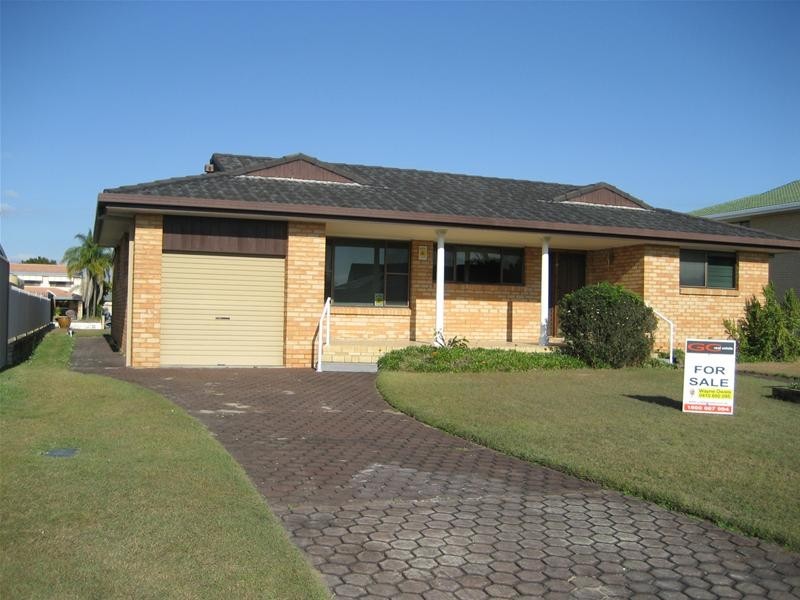 6 Bass Place, Paradise Point QLD 4216
