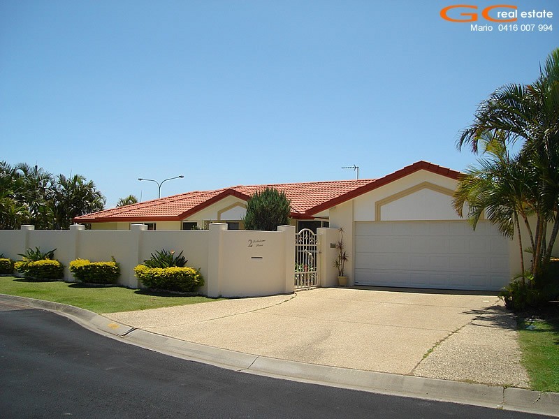 2 Folkstone Place, Runaway Bay QLD 4216