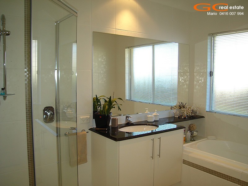 6 Zeus Circuit, Coomera Waters QLD 4209