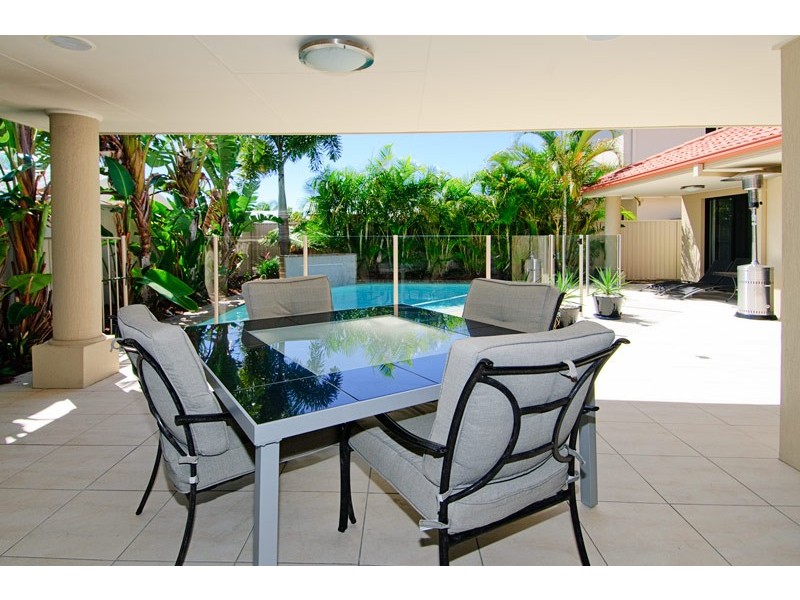 18 Costa Del Sol Avenue, Coombabah QLD 4216