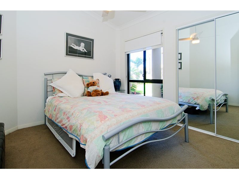 18 Costa Del Sol Avenue, Coombabah QLD 4216