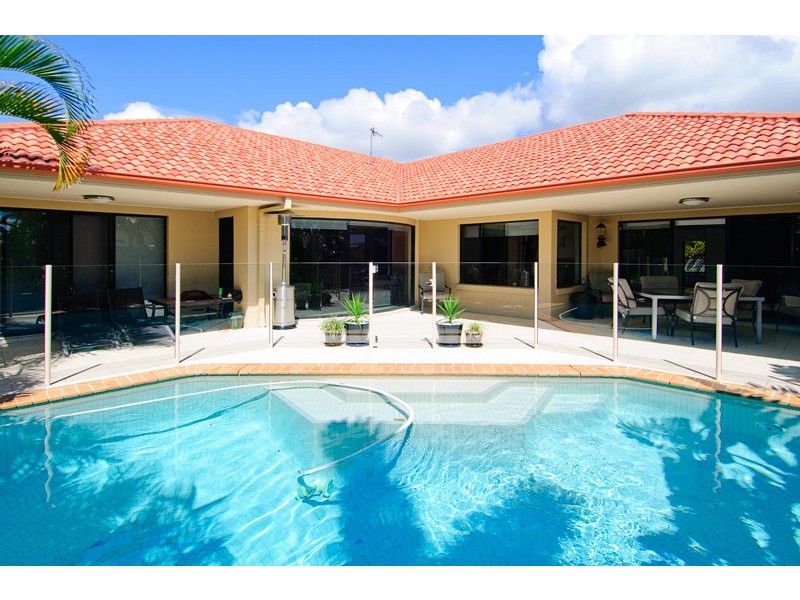 18 Costa Del Sol Avenue, Coombabah QLD 4216