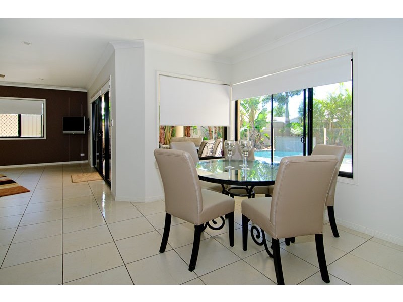 18 Costa Del Sol Avenue, Coombabah QLD 4216