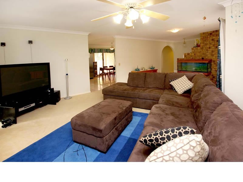 36 Simbai  Street, Runaway Bay QLD 4216