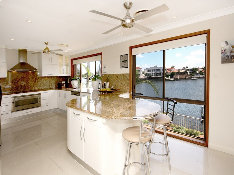 37 Cockleshell  Court, Runaway Bay QLD 4216