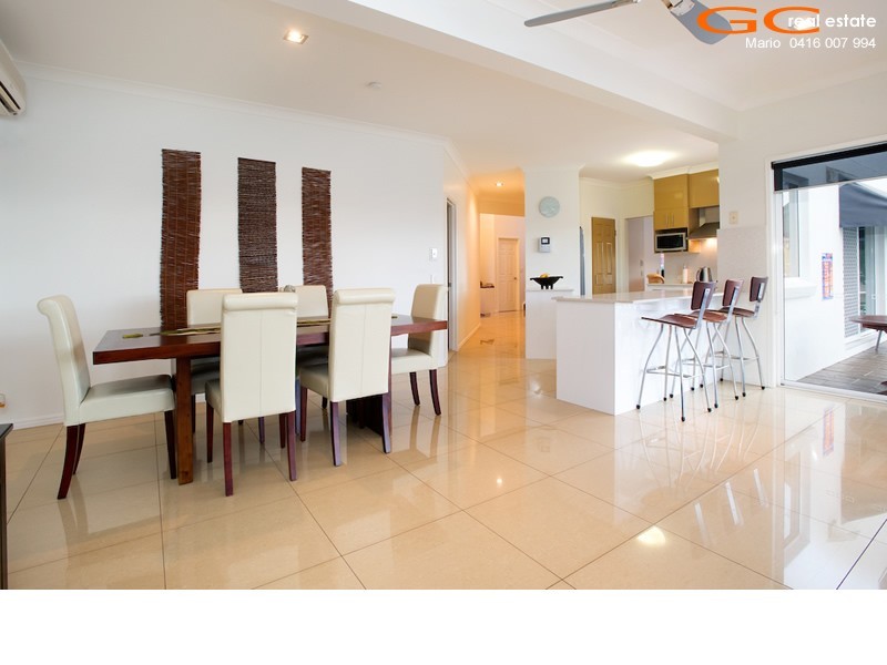 15 Smugglers Place, Runaway Bay QLD 4216