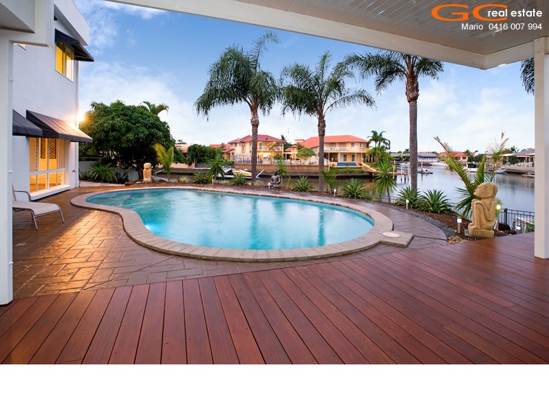 15 Smugglers Place, Runaway Bay QLD 4216