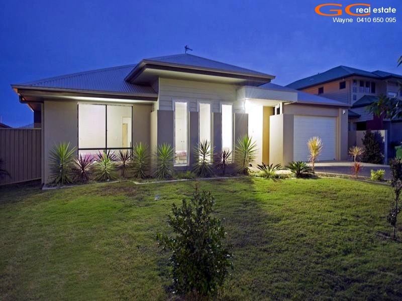 27 Rhodium Crescent, Hope Island QLD 4212