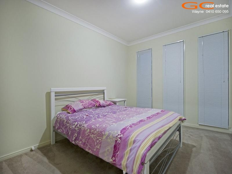 27 Rhodium Crescent, Hope Island QLD 4212