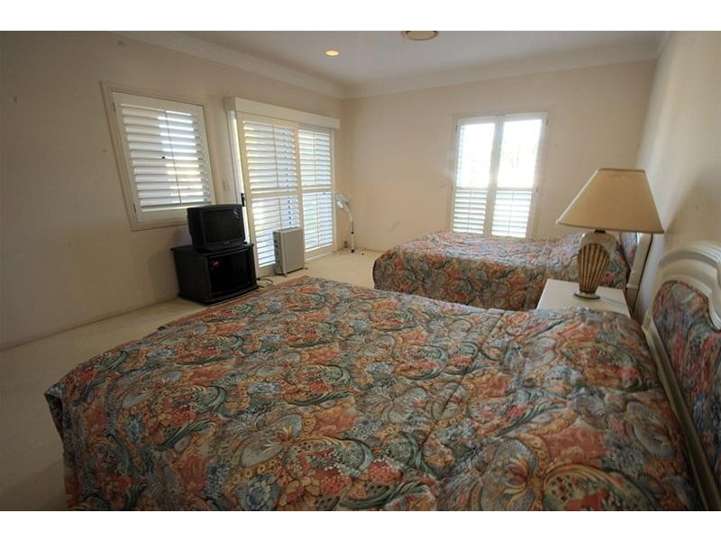 23 Sundance Way, Runaway Bay QLD 4216