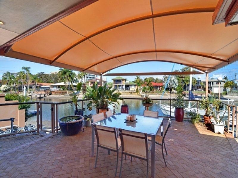 16 Dirk Hartog  Place, Hollywell QLD 4216