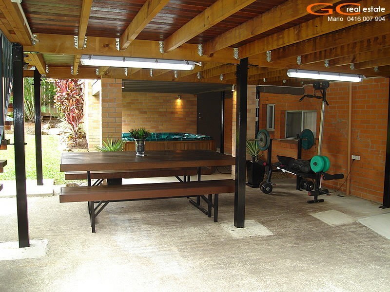 70 Wilson Street, Labrador QLD 4215