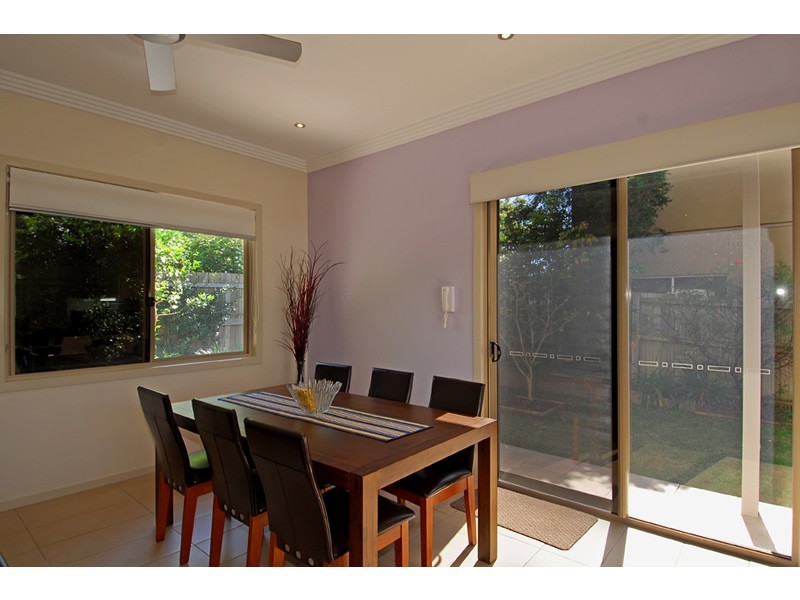 7 Percy Street, Southport QLD 4215