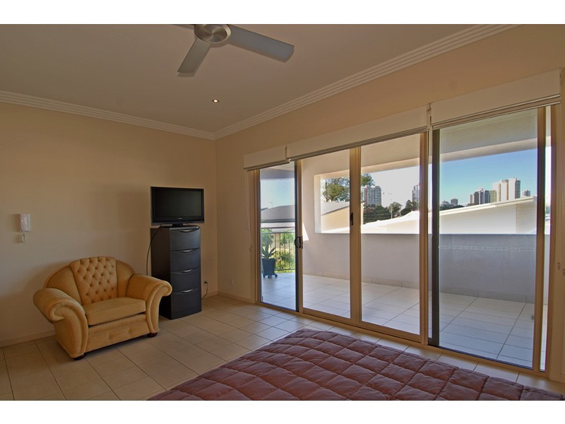 7 Percy Street, Southport QLD 4215