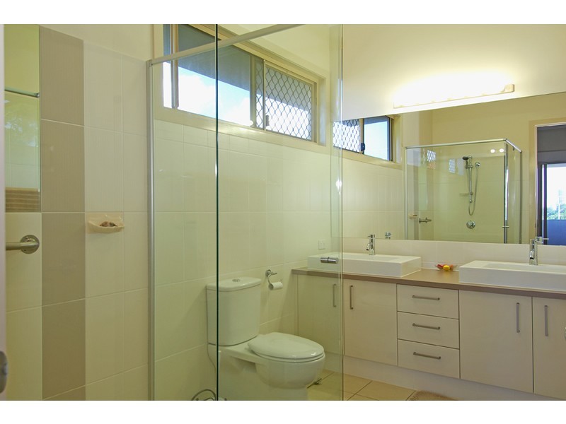 7 Percy Street, Southport QLD 4215