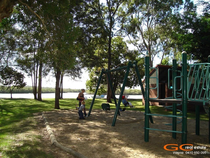 40 Turana Street, Coombabah QLD 4216