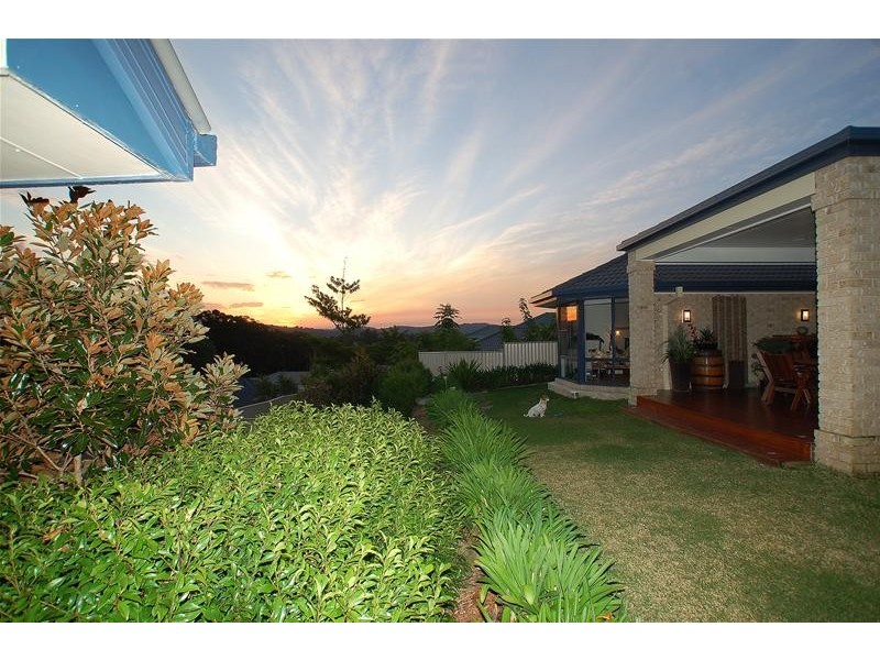 1 Marshall Grove, Bonogin QLD 4213