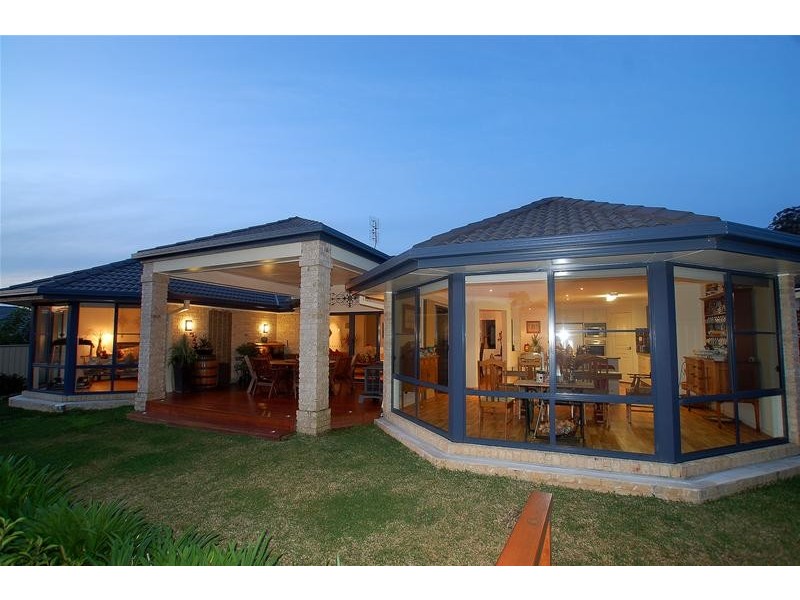 1 Marshall Grove, Bonogin QLD 4213