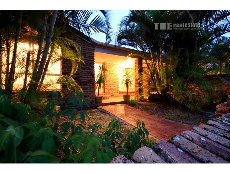 23 Coronet Crescent, Burleigh Waters QLD 4220