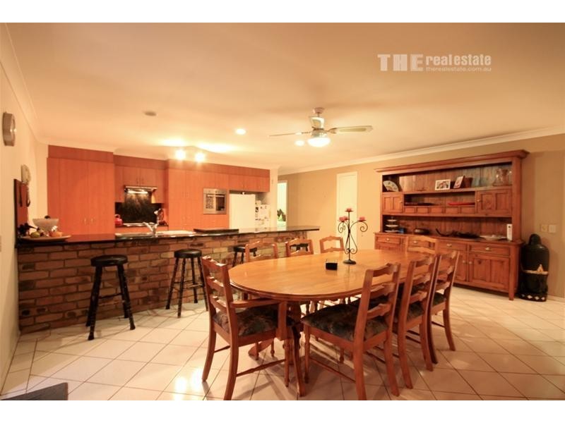 23 Coronet Crescent, Burleigh Waters QLD 4220