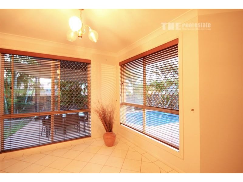 23 Coronet Crescent, Burleigh Waters QLD 4220