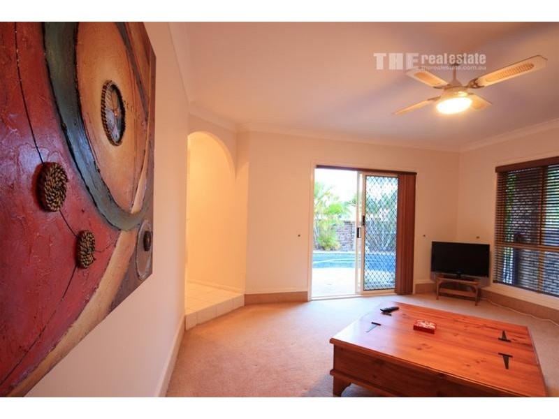 23 Coronet Crescent, Burleigh Waters QLD 4220