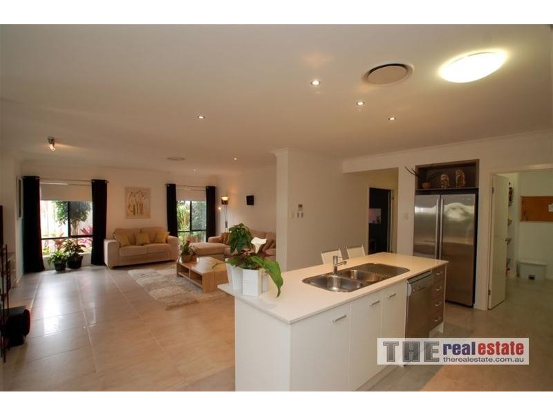 6 Stargate Court, Reedy Creek QLD 4227