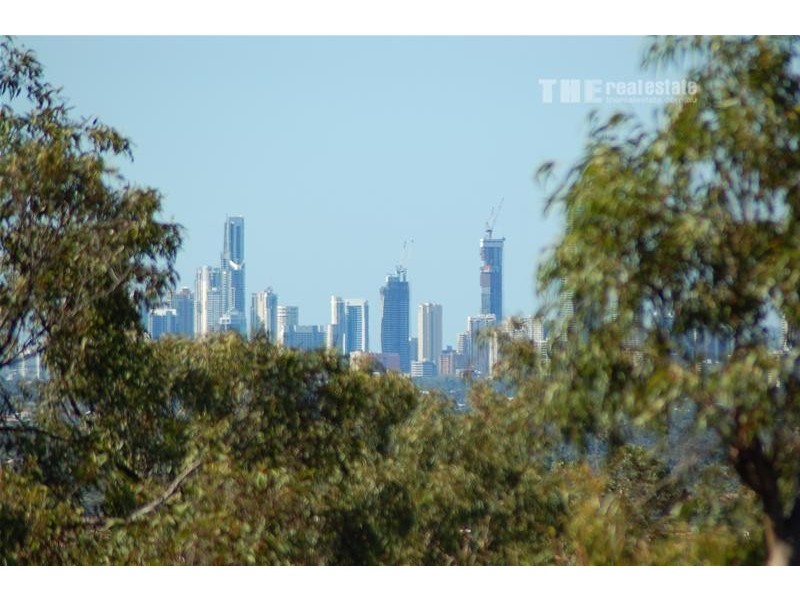 26 Skyburnett Street, Reedy Creek QLD 4227