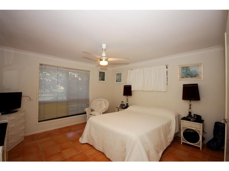 3 Honeyeater Drive, Burleigh Waters QLD 4220