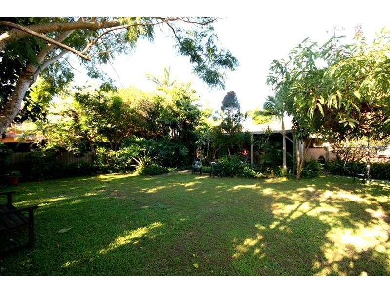 3 Honeyeater Drive, Burleigh Waters QLD 4220