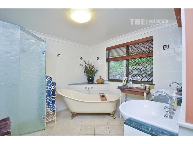 39 Coorabin Court, Tallebudgera QLD 4228