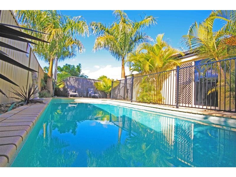 3 Jamieson Drive, Parkwood QLD 4214