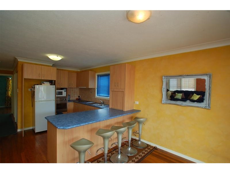 13 Hillcrest Parade, Miami QLD 4220