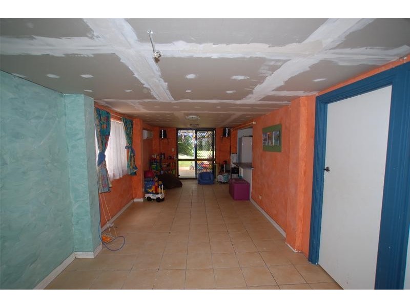 13 Hillcrest Parade, Miami QLD 4220