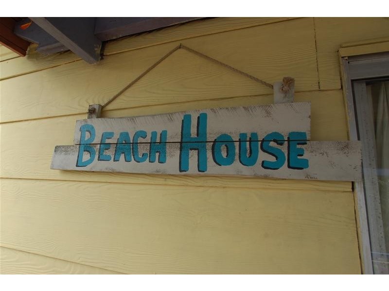 13 Hillcrest Parade, Miami QLD 4220