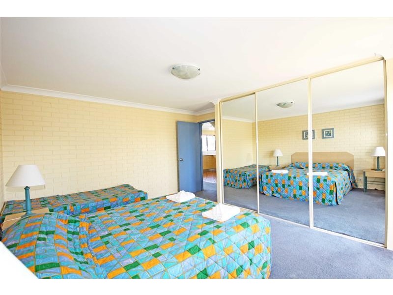 312/132 Marine Parade, Southport QLD 4215