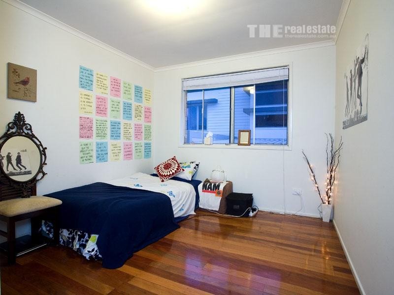 40 Sunshine Parade, Miami QLD 4220