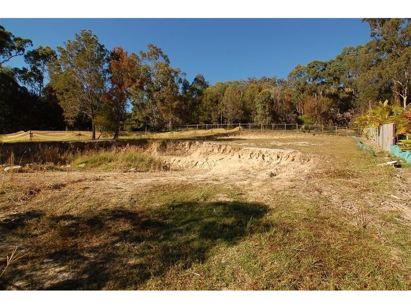 4 Grove Creek Close, Reedy Creek QLD 4227