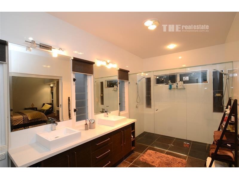 8 Golden Grove Blv Boulevard, Reedy Creek QLD 4227