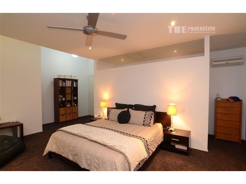 8 Golden Grove Blv Boulevard, Reedy Creek QLD 4227