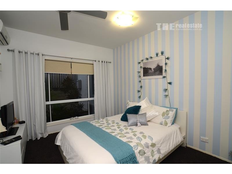 8 Golden Grove Blv Boulevard, Reedy Creek QLD 4227