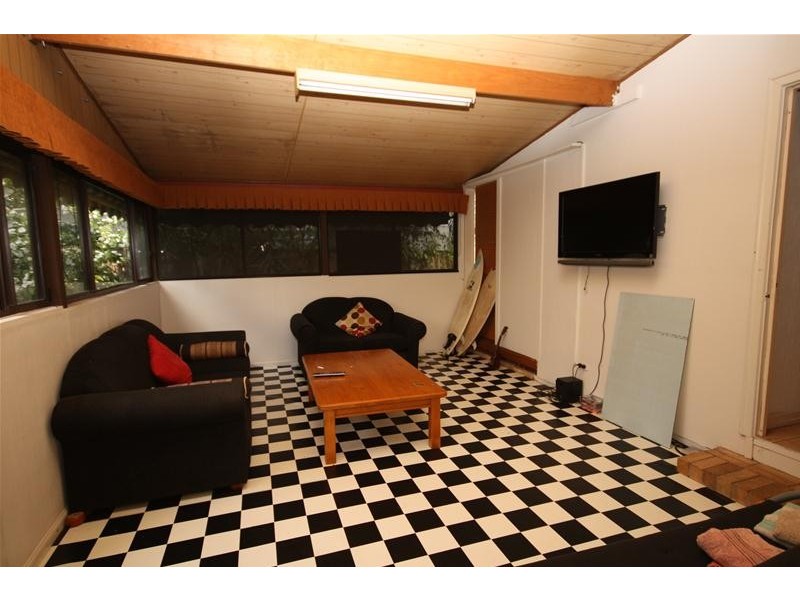 65 Dolphin Avenue, Mermaid Beach QLD 4218