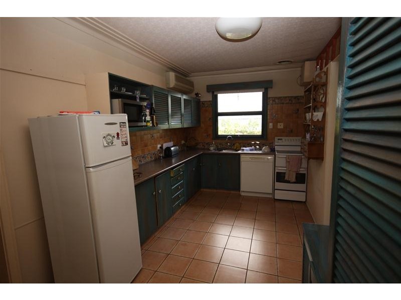 65 Dolphin Avenue, Mermaid Beach QLD 4218